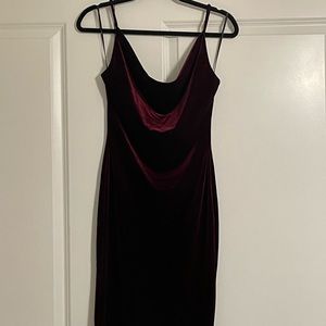 Lulus burgundy velvet midi dress with cowl neck. Worn once